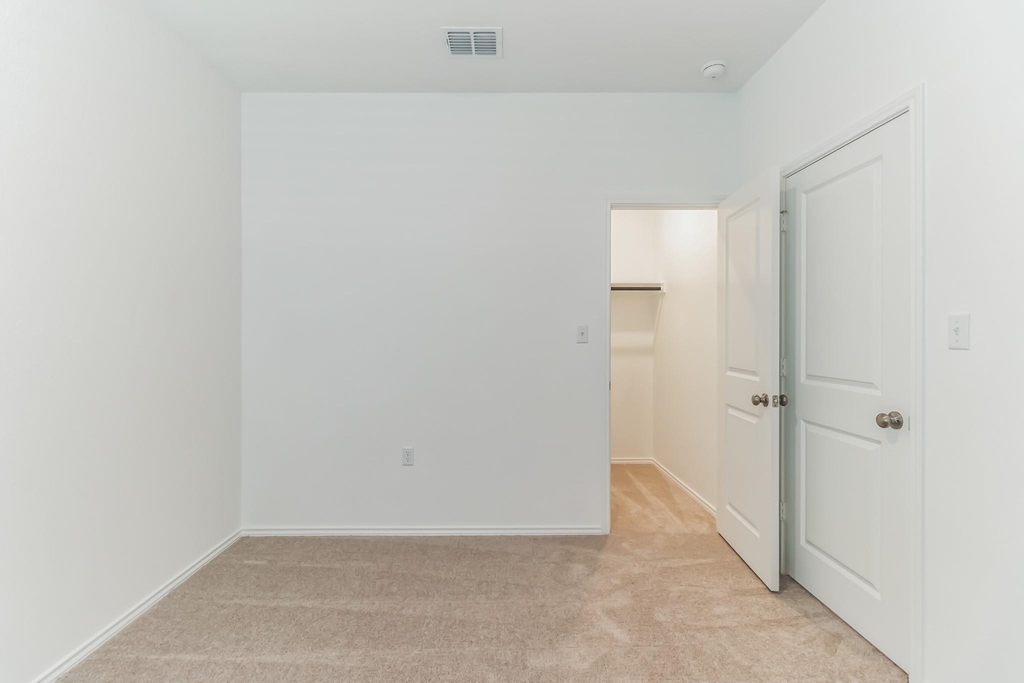 2808 Schwartz Ln - Photo 13