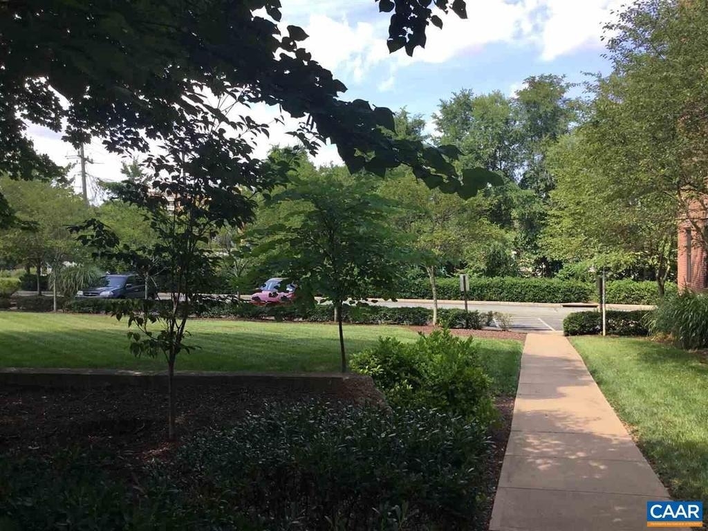 202 Douglas Ave - Photo 22