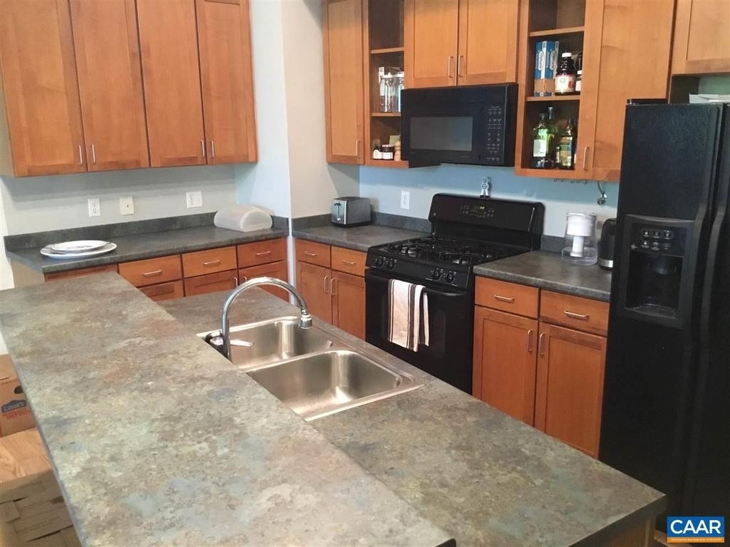 202 Douglas Ave - Photo 10