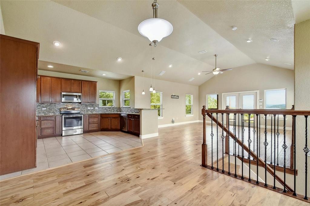 1007 Meckel Dr - Photo 7