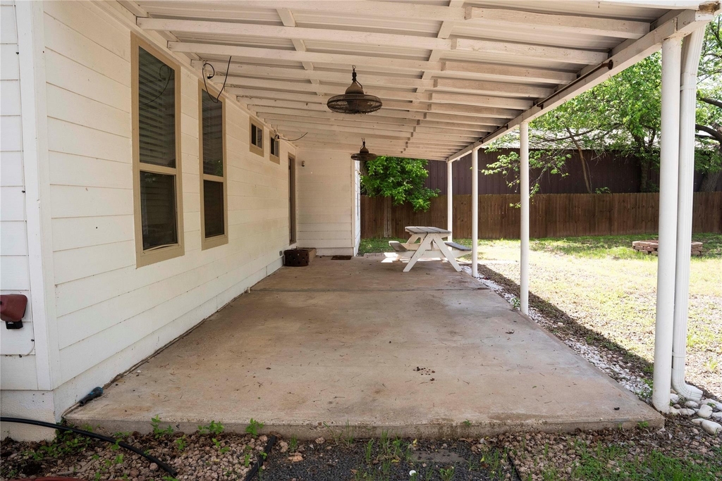 19107 Fm 969 Rd - Photo 27