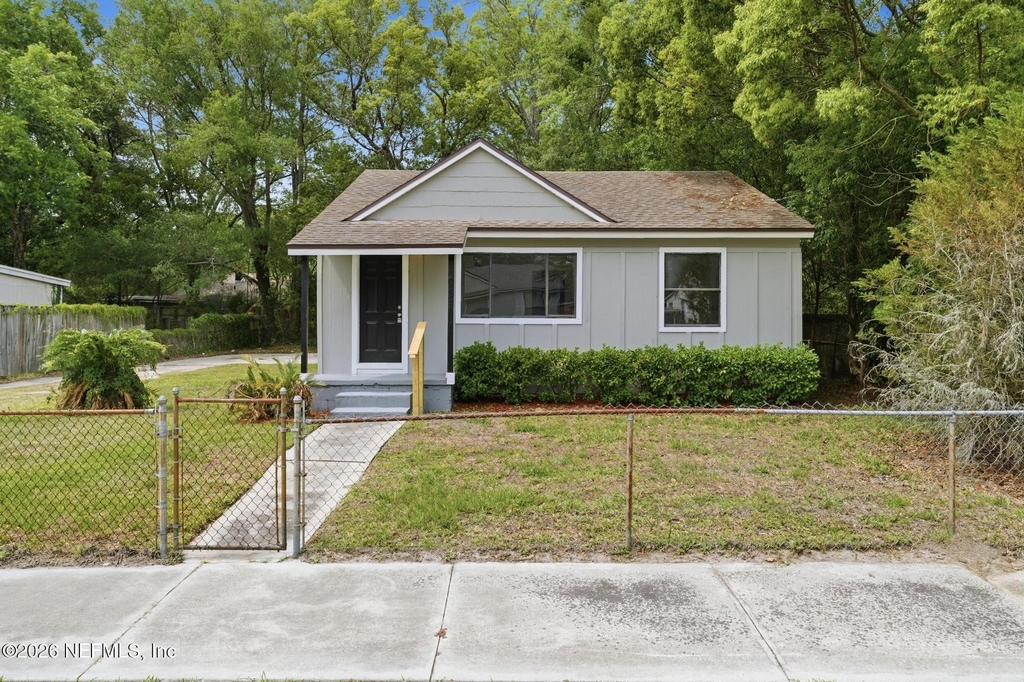 3055 2nd St Circle - Photo 0