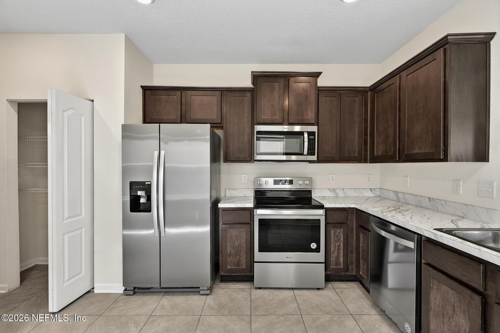 7759 Legacy Trail - Photo 9