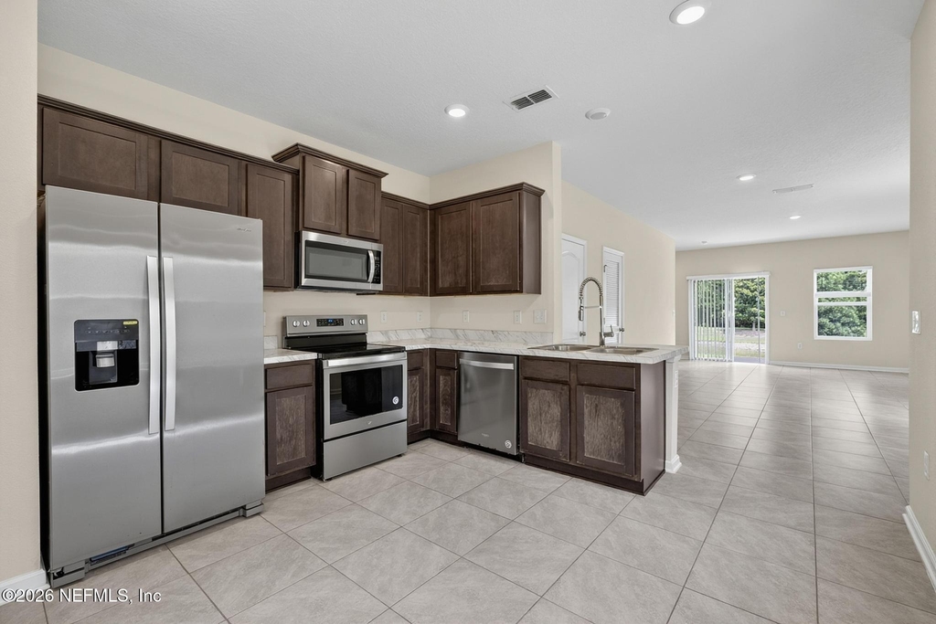7759 Legacy Trail - Photo 7