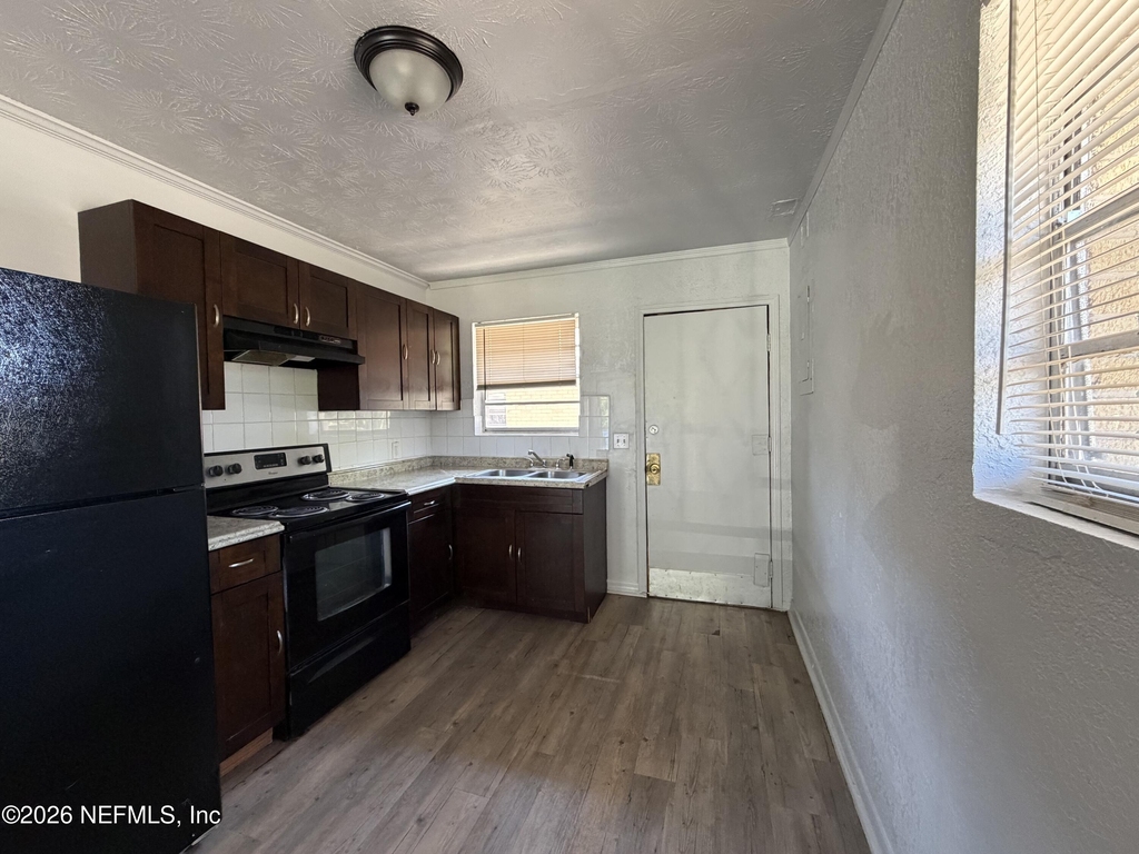 740 Ernona Street - Photo 1