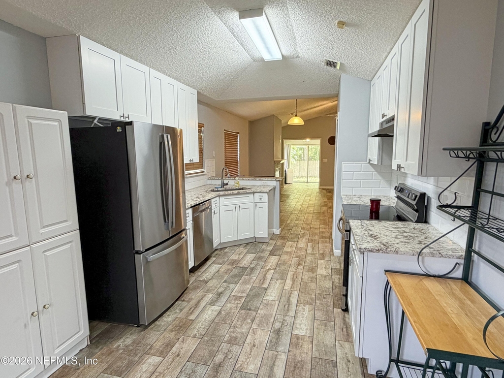 4271 Hanging Moss Drive - Photo 2