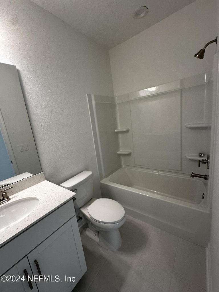 545 Brandon Lakes Drive - Photo 33