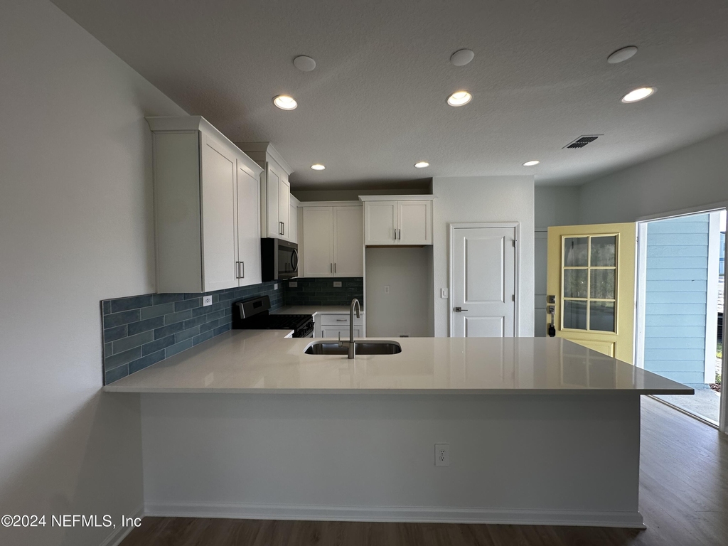 545 Brandon Lakes Drive - Photo 6