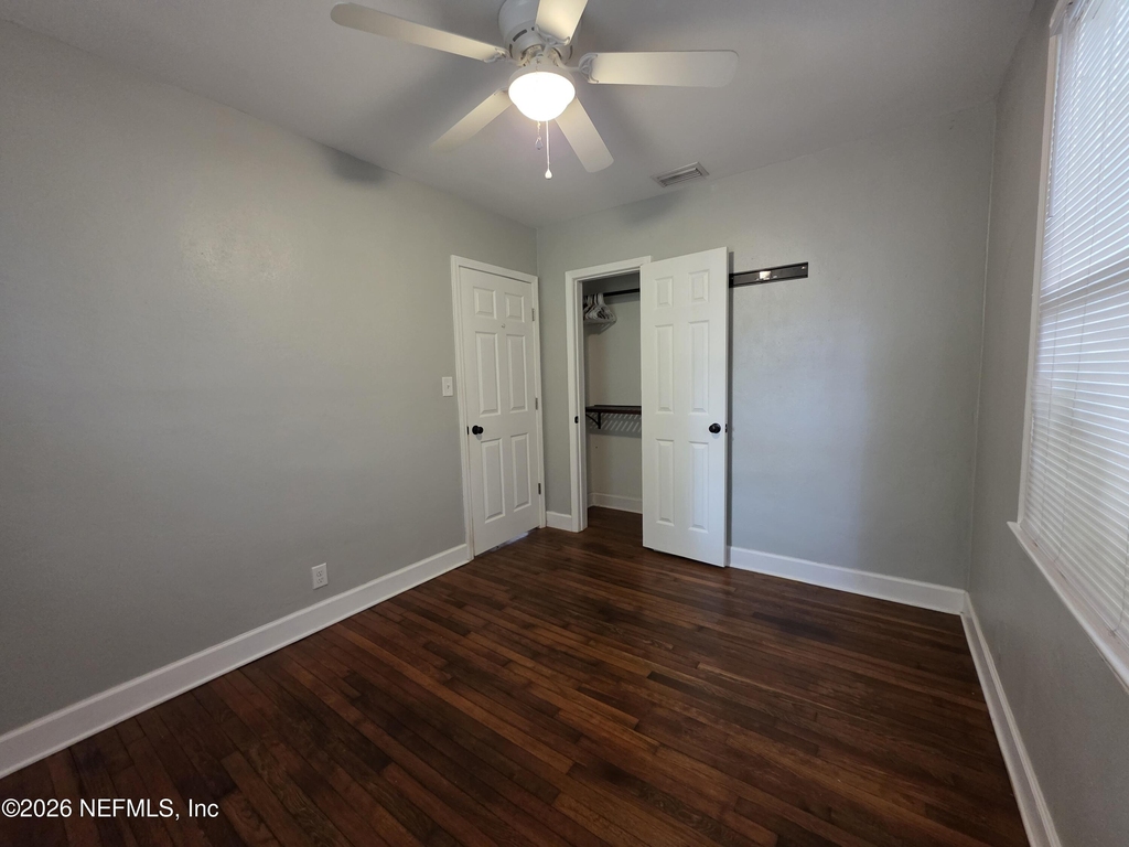3353 Dellwood Avenue - Photo 7
