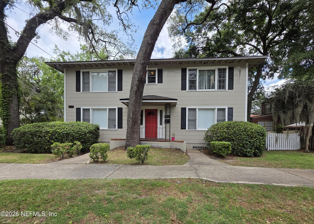 1265 Donald Street - Photo 0