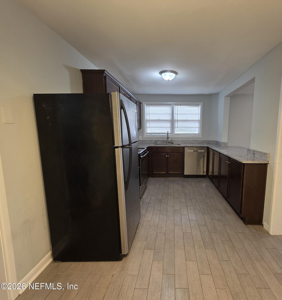1265 Donald Street - Photo 3