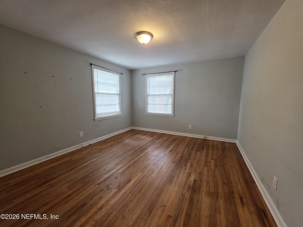 1265 Donald Street - Photo 5