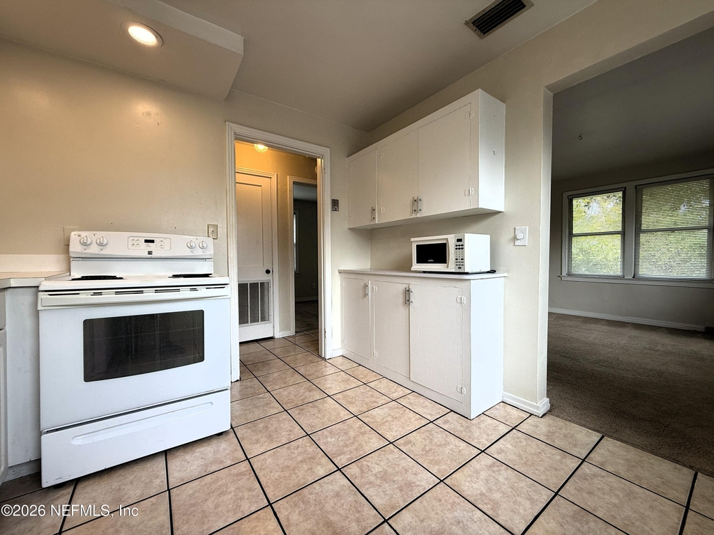 1338 Wolfe Street - Photo 4