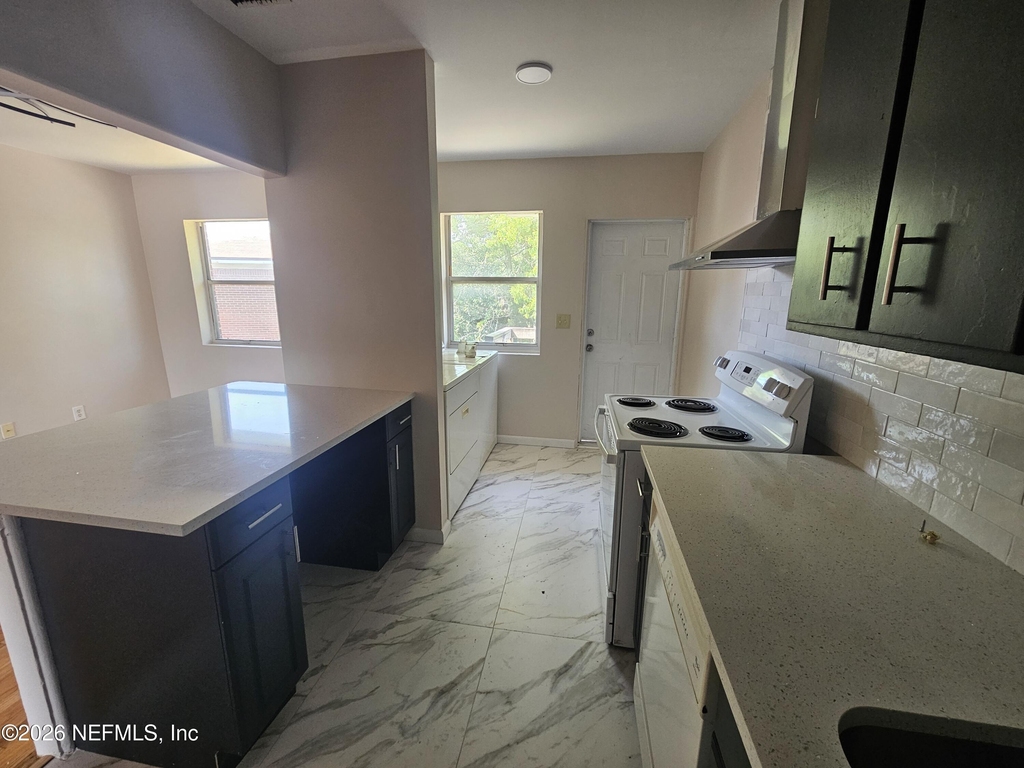 3005 Walton Street - Photo 5