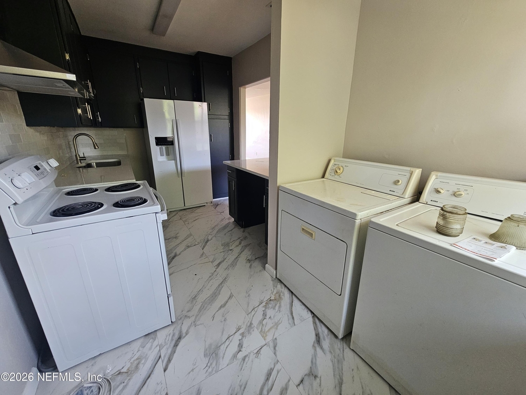 3005 Walton Street - Photo 6