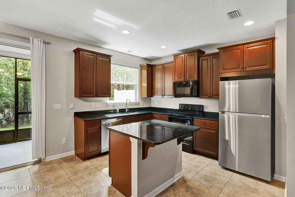 54 Adelanto Avenue - Photo 7