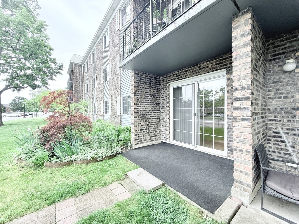 1525 N Windsor Drive - Photo 11