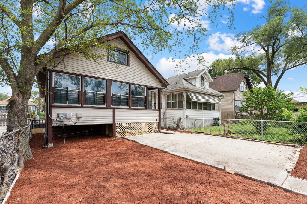 10150 S Wentworth Avenue - Photo 7