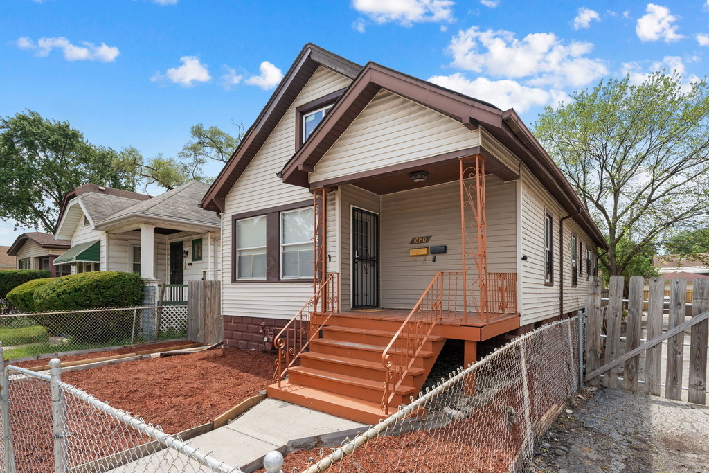 10150 S Wentworth Avenue - Photo 1