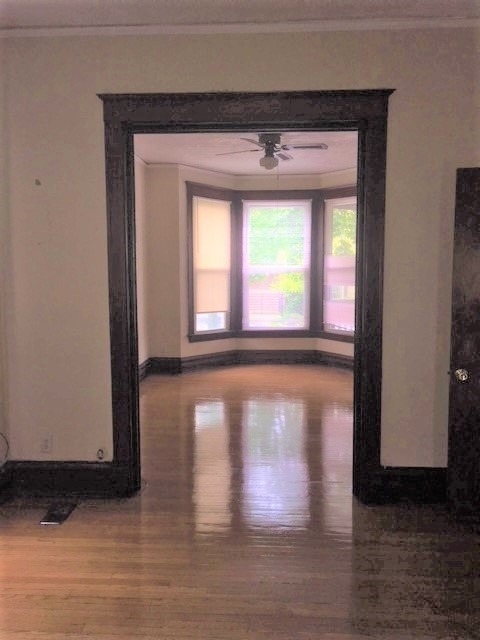 1116 W Wellington Avenue - Photo 5