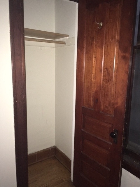 1116 W Wellington Avenue - Photo 8