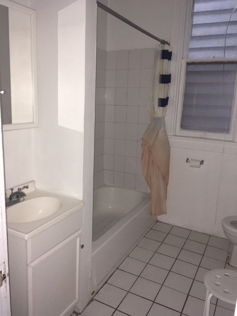 1116 W Wellington Avenue - Photo 13