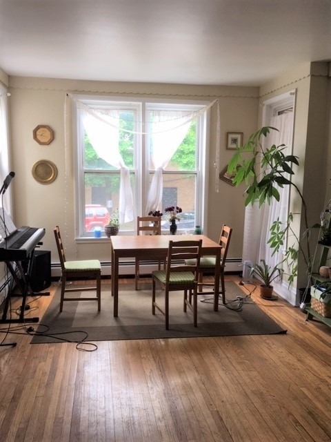 3423 N Paulina Street - Photo 1