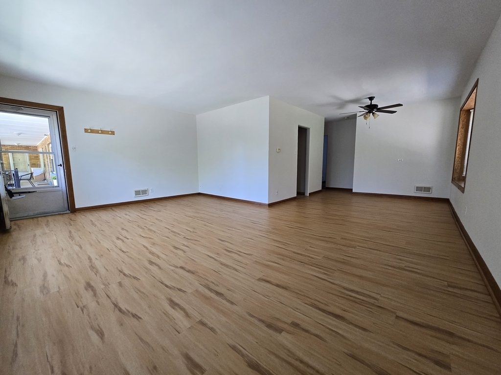 1301 N Harlem Avenue - Photo 2