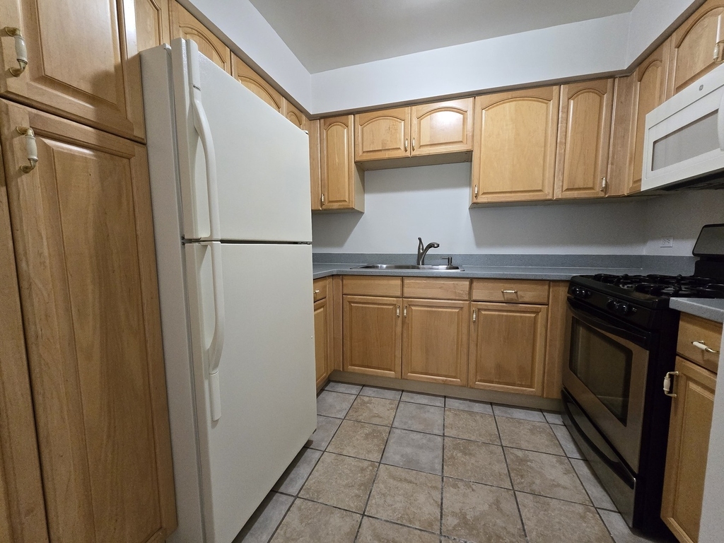 1301 N Harlem Avenue - Photo 7