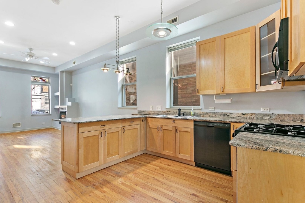 2151 W Race Avenue - Photo 4