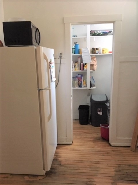 640 W Roscoe Street - Photo 12