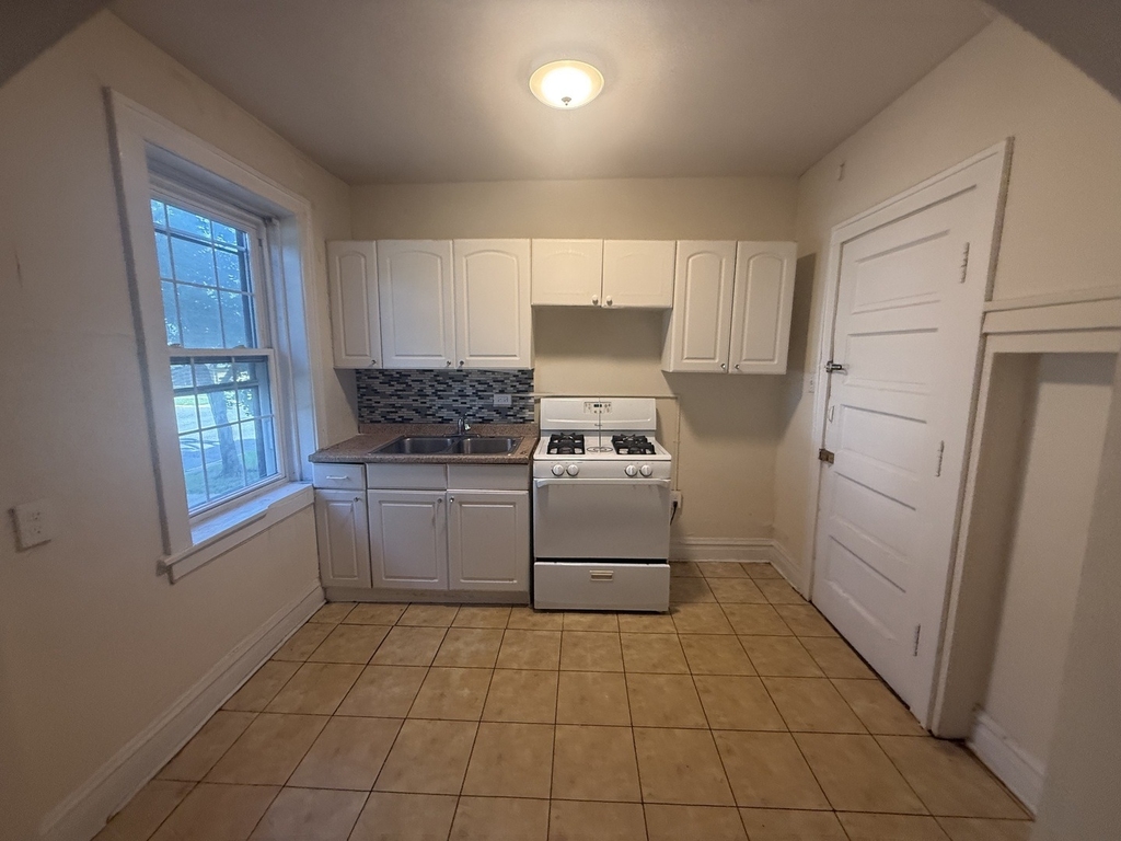 6348 13th Street - Photo 5