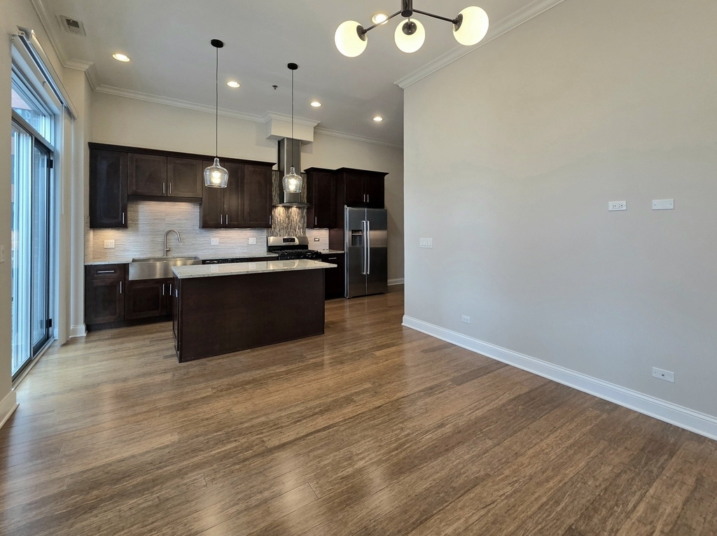 22 N Aberdeen Street - Photo 8