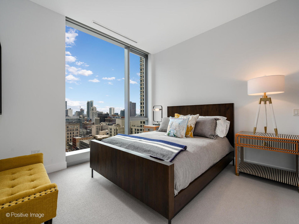 403 N Wabash Avenue - Photo 19