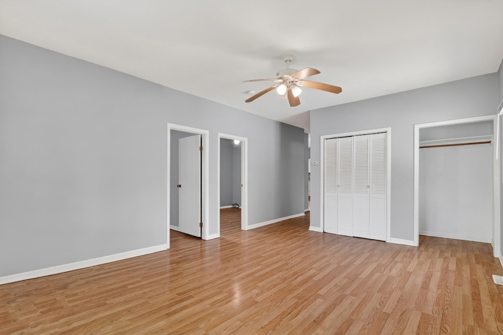 241 S Highland Drive - Photo 3