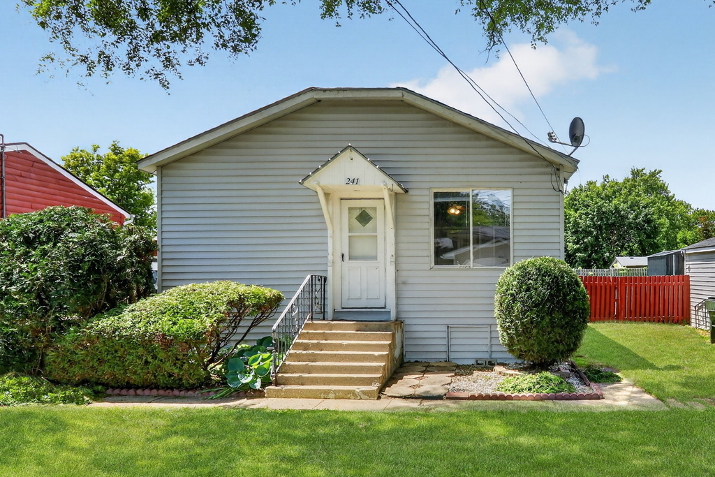 241 S Highland Drive - Photo 0