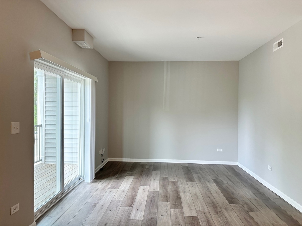 809 E Main Street - Photo 4