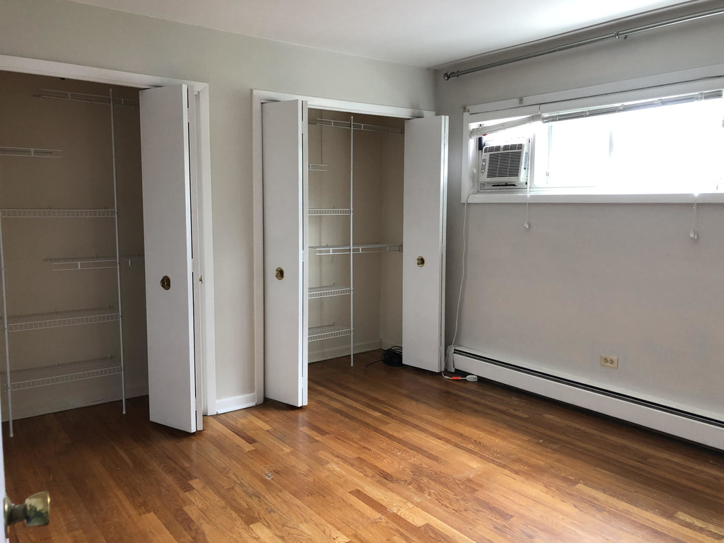1116 Greenleaf Avenue - Photo 7