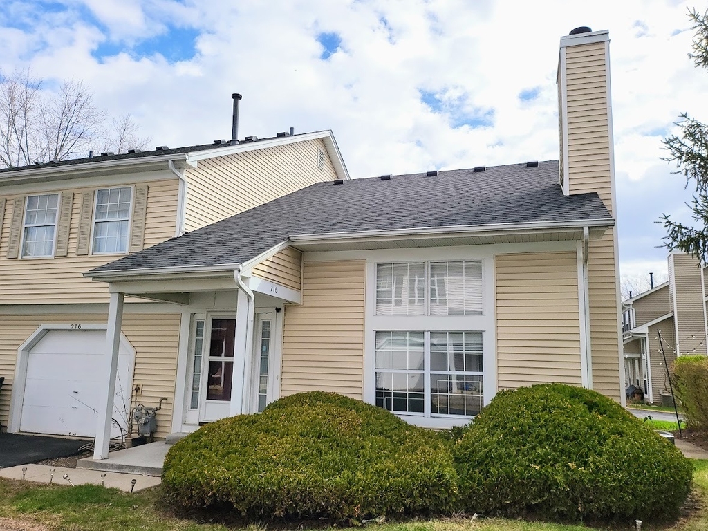 216 Ivy Court - Photo 0