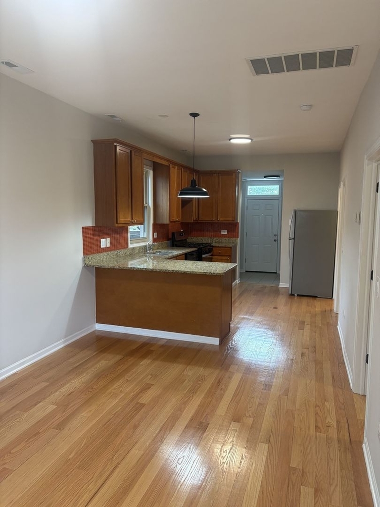 6834 S Dorchester Avenue - Photo 12