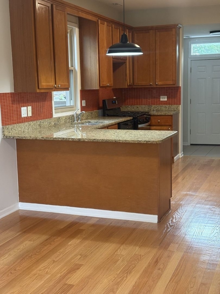 6834 S Dorchester Avenue - Photo 11