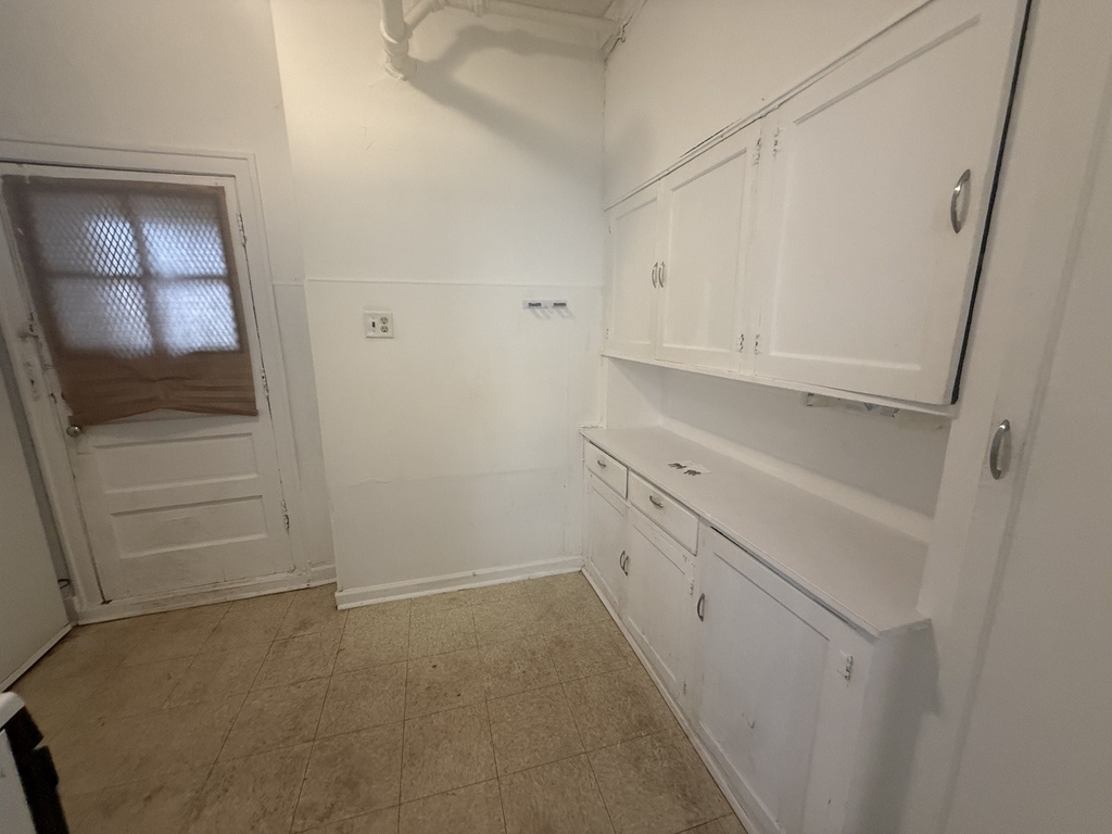 3258 Maple Avenue - Photo 7