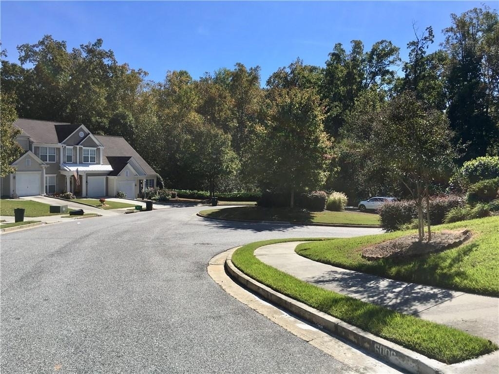 6004 Falling Water Court - Photo 21