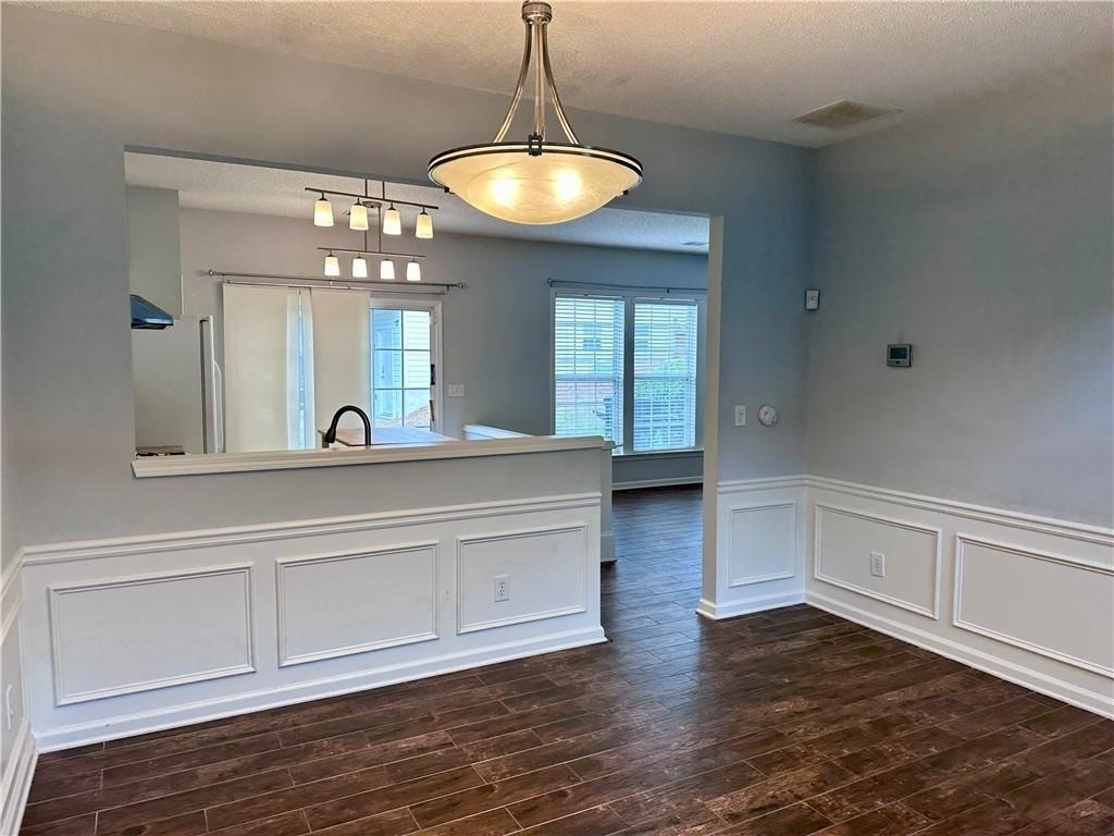 6004 Falling Water Court - Photo 3