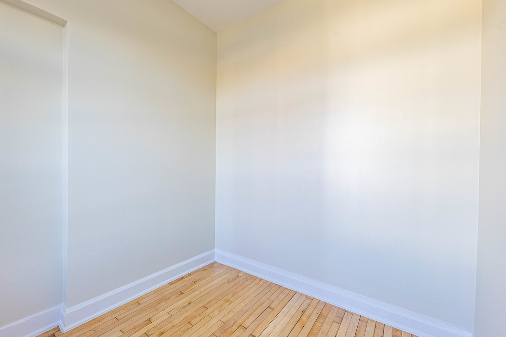 2137 N Western Avenue - Photo 7