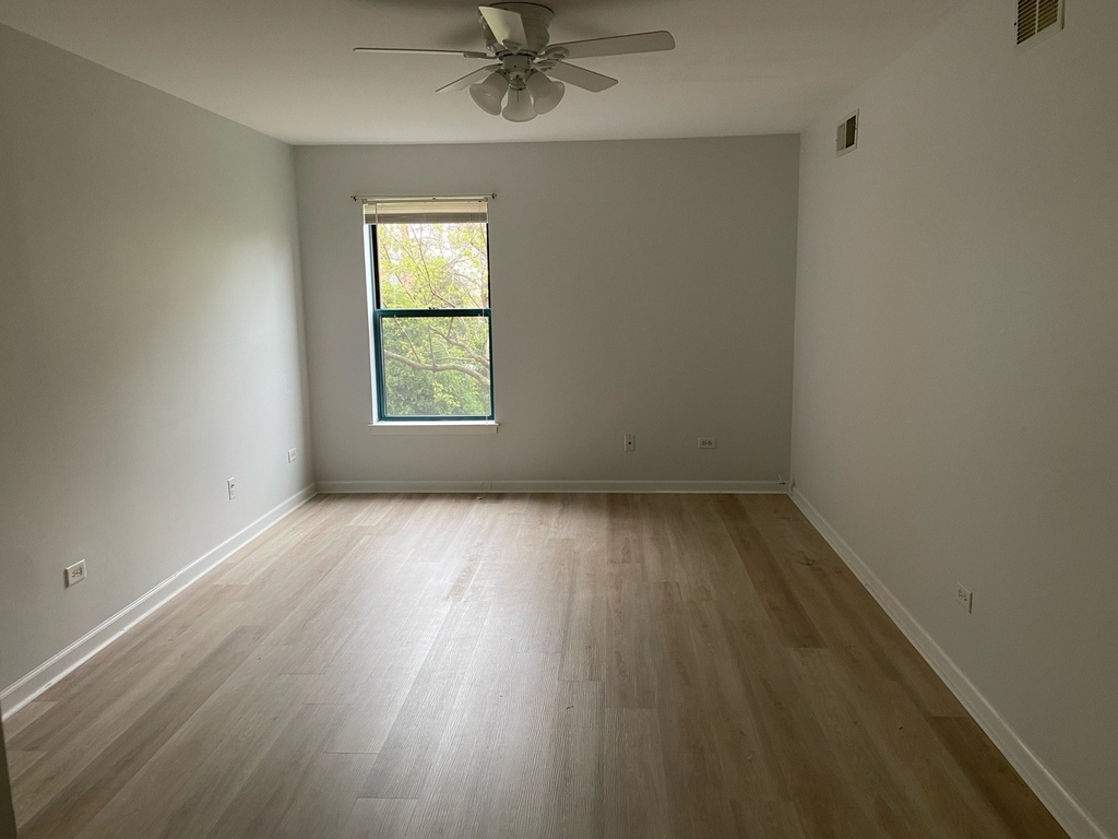 3265 Kirchoff Road - Photo 3