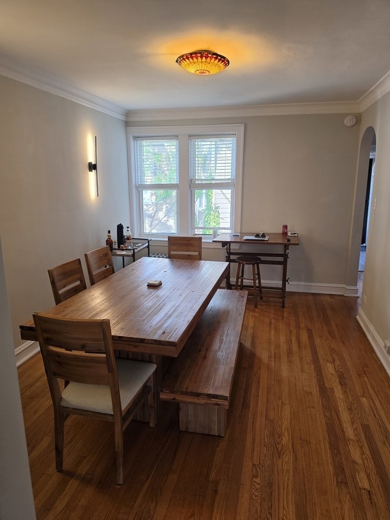 4321 N Leavitt Street - Photo 7