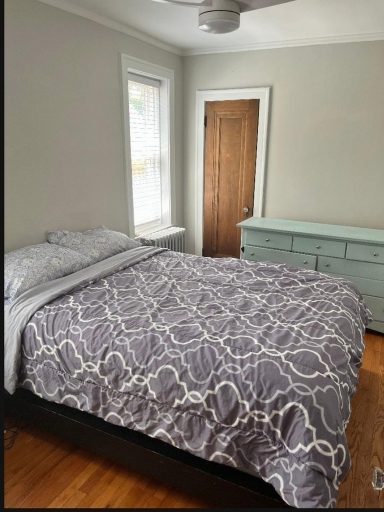 4321 N Leavitt Street - Photo 10