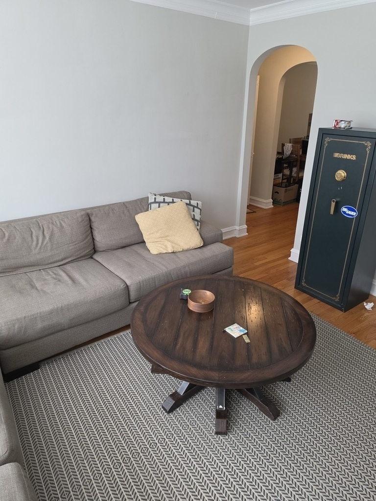 4321 N Leavitt Street - Photo 8