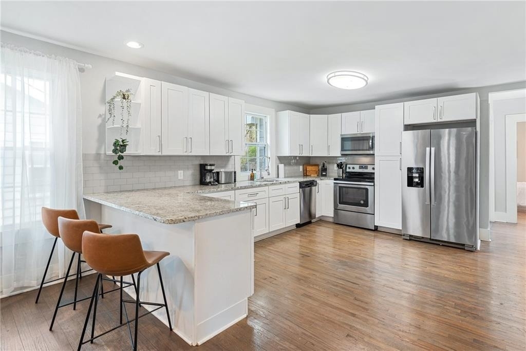1026 Deckner Avenue Sw - Photo 10
